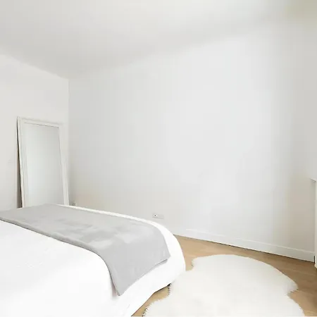 Trocadero - Elegant 1br - Sleeps 5 Париж