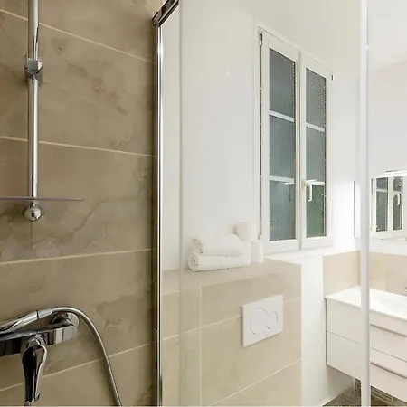 Апартаменты Trocadero - Elegant 1br - Sleeps 5 *